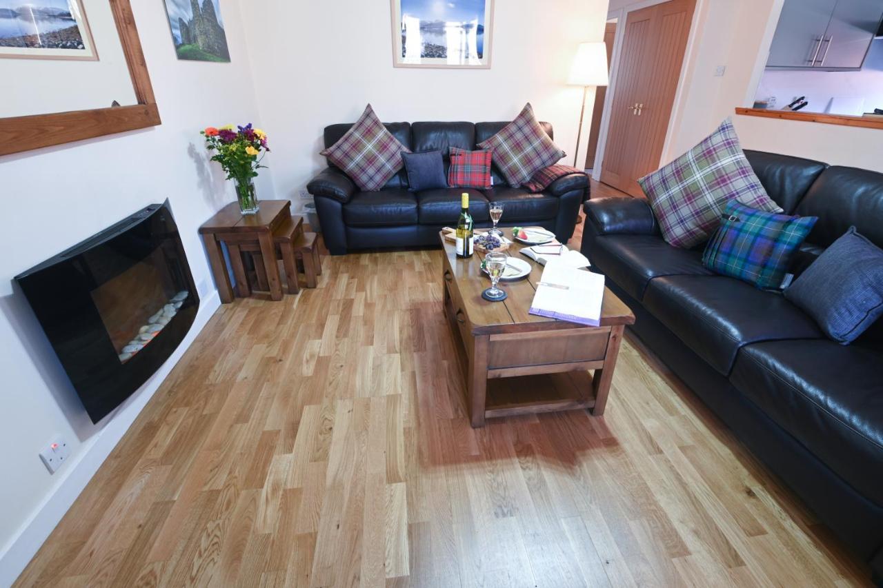 Birchbrae Highland Lodges ออนิค ภายนอก รูปภาพ
