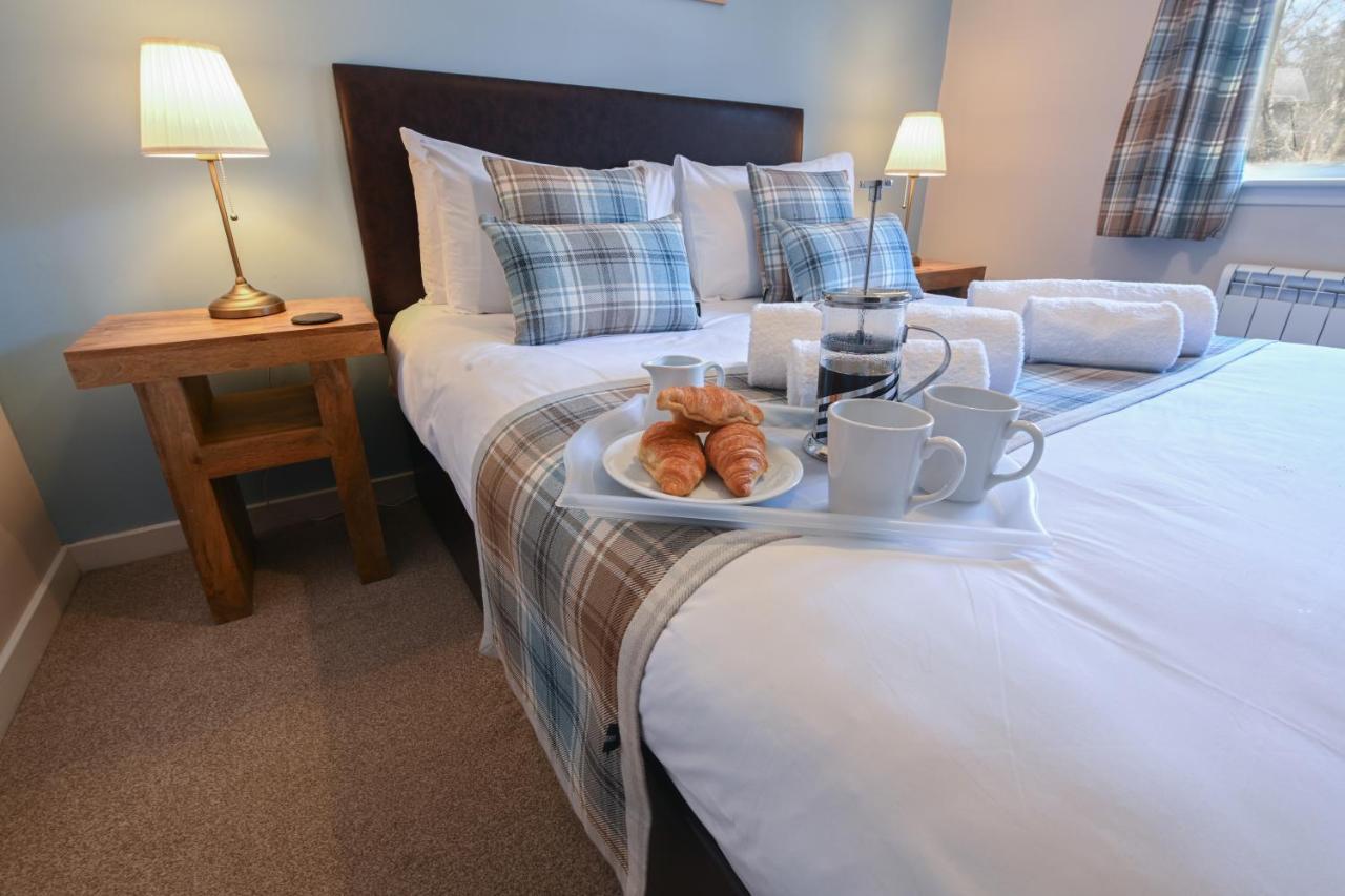 Birchbrae Highland Lodges ออนิค ภายนอก รูปภาพ