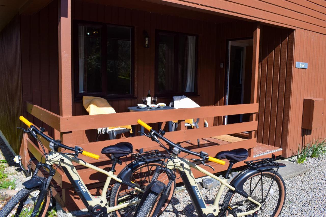 Birchbrae Highland Lodges ออนิค ภายนอก รูปภาพ