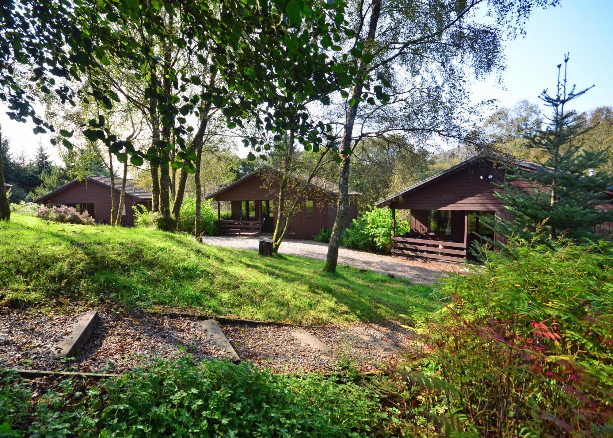 Birchbrae Highland Lodges ออนิค ภายนอก รูปภาพ