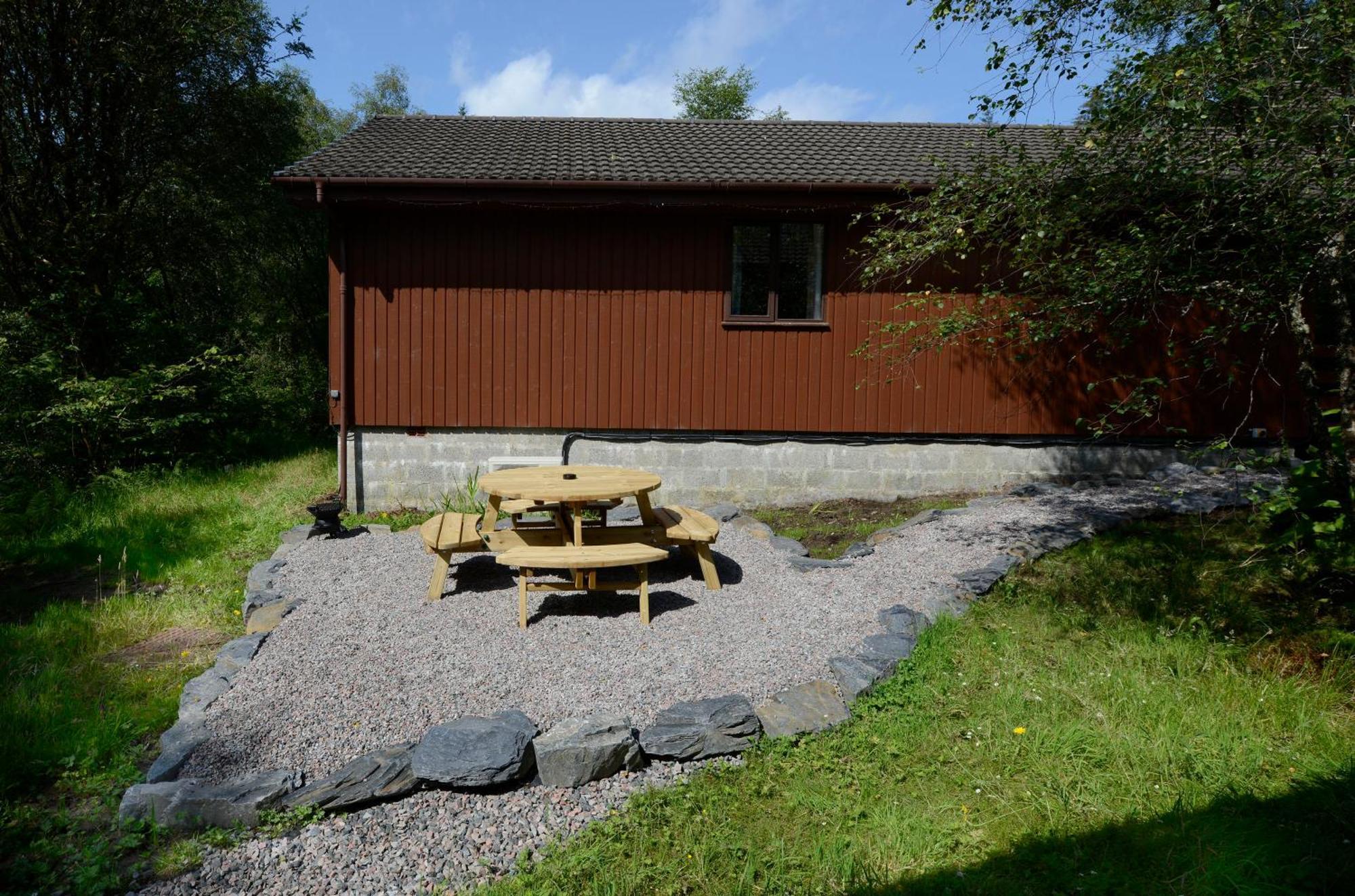 Birchbrae Highland Lodges ออนิค ภายนอก รูปภาพ